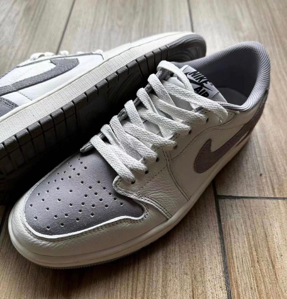 9月８日 NIKE AIR JORDAN 1 LOW OG “ATMOSPHERE GREY”（ナイキ エア